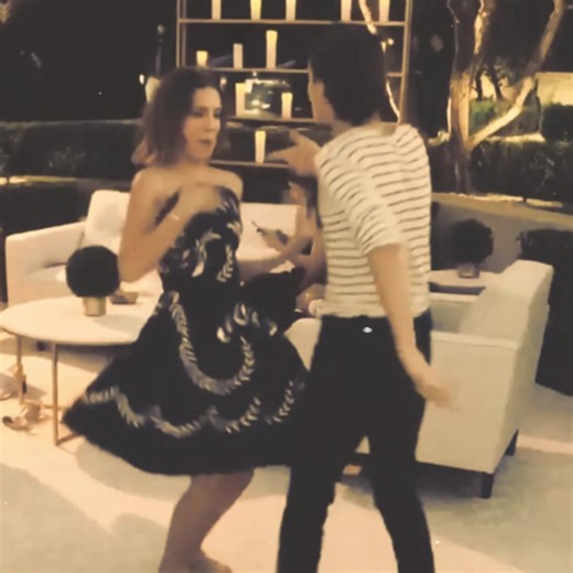 ₊˚⊹ ᰔ #STRANGERTHINGSCAST ┈ it all ends in 3 hours no more waiting for new seasons no more cast interviews no more premieres it doesn’t feel real I can’t believe it’s all ending I’m so greatful I found this show it’s honestly been my comfort and It will forever hold a special place in my heart & also happy new years guys tysm for all the support this year hope next year is just as good 💜 ♡ #fyp #strangerthings5 #strangerthings stranger things edits viral edit stranger things s5 edits stranger t