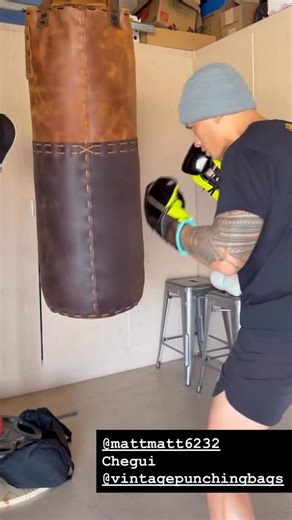 Vintage Punching Bags on Instagram: "Vintagepunchingbag.com#boxing #punchingbag #vintage #boxingworkout #heavybag #boxinglife #boxingtraining #fighting #leather"