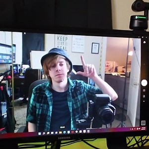 Mid-year sale is running now Save up to $100 OFF on #OBSBOT_Tiny4K, Integrated AI-powered auto-tracking technology, magical gesture control, IF design award-winning 4K webcam + so much more. https://bit.ly/3bTgybB Suitable for various scenarios + multi-privacy protection — #OBSBOT_Tiny4K is the ultimate productivity-boosting 4K video call solution. | OBSBOT_Official | Facebook