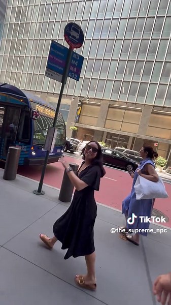 She seemed like such a nice person fr 😍 | she's so nice