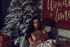 66 Sad Christmas Songs