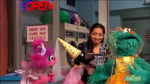 Sesame Street - The Prince and the Penguin