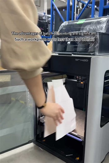 I can't imagine that printing such a large item costs less than 100 dollars. #3dprinting #factory #wholesaler#3d##3DPrinting#3DPrinter#3DPrint