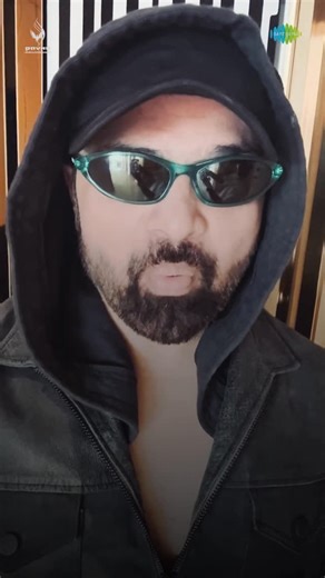Himesh Reshammiya on Instagram: "Dubai 21 st Dec COCA COLA ARENA , the historic #Capmaniatour , tickets are live , it’s going to be grand and epic , lots of love https://coca-cola-arena.com/music/1555/himesh-reshamiya?presales=MjAyNS0xMC0yMCAwODowNToxNV8xNzc6 @soniakapoor06 @saregama_official @pavnasportsandentertainment"