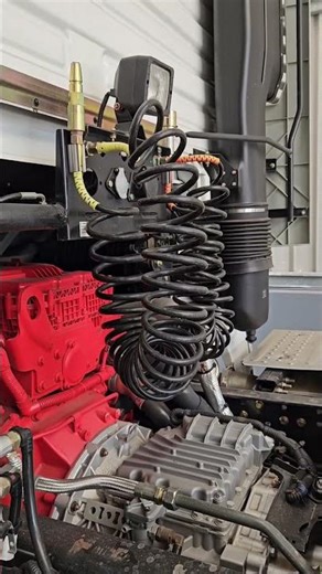 Understanding your Air connectors is vital. #attactraining #trucktok #trucknology