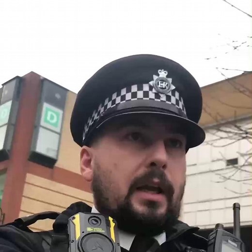 📺 Watch: Met Police threaten to arrest Christian preacher Find out more👇 https://www.telegraph.co.uk/news/2024/02/14/met-police-threaten-christian-preacher-hate-crime/ | The Telegraph