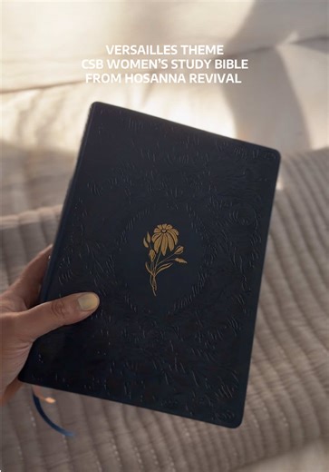 This is a stand out in my Bible collection!! I’m in love with not only this theme but the quality and make up of this CSB women’s study Bible!!! 🙂‍↕️ You can use code : STEWARDINGBYFAITH or use the 🔗 in my bio for 15% off when shopping @Hosanna Revival!!! 🙂‍↕️💛 #bible #hosannarevival #christiangirl #christiantiktok #christiansahm
