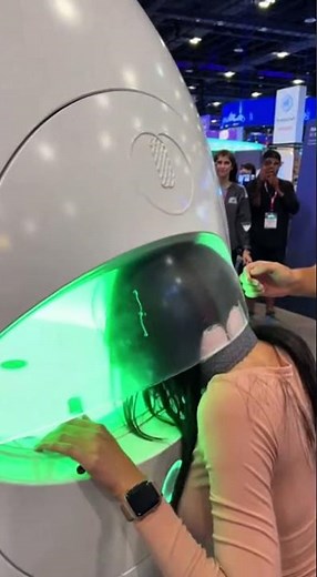 Dubai’s Next-Gen Aerodynamic Haircut System Will Blow Your Mind! 🤖💇‍♀️⚡
