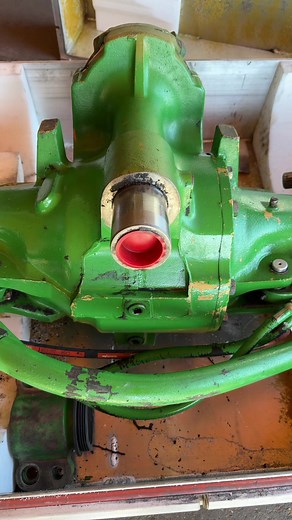John Deere 1300 Series Axle