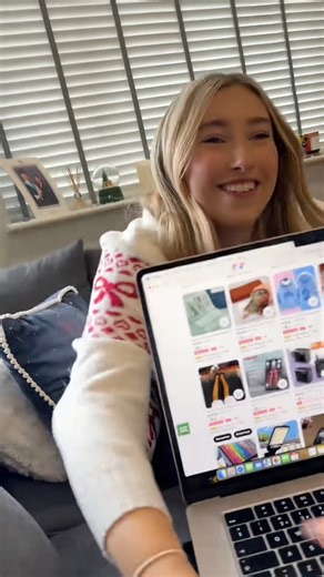 POV Ignoring my girlfriend to see her reaction #prank #viral #couple #coupleprank #fyp | Chlo and Matt