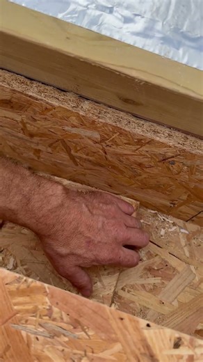 #construction #carpentry #boxgutter#diy #worktips #Roofs#handcutroofs #