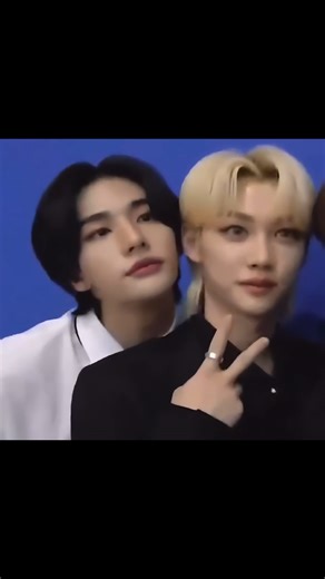 ℋ𝓎𝓊𝓃𝓁𝒾𝓍 𝑔𝒾𝓇𝓁 ᥫ᭡ on Instagram: "They’re so cute🥹🤍 • #hyunlix #hyunlixmoment #hyunlixedit #hyunjin #felix"