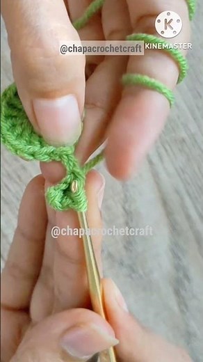 🌹Easy Crochet Mini Rose Keychain Free pattern Tutorial on YouTube Chapa crochet & craft #shorts