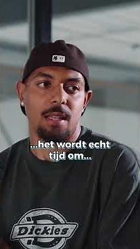 Can Donyell Malen speak Italian?? 😂
