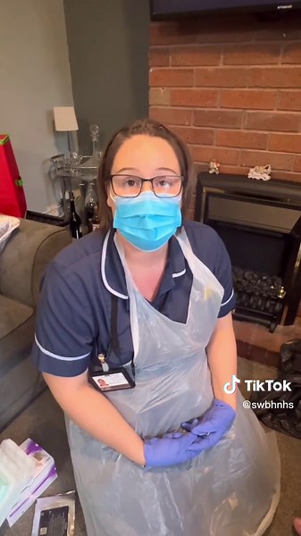 District Nursing: A Comprehensive Guide to Leg Ulcer Treatment at Home