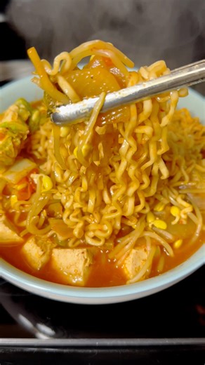 15-Min Spicy Kimchi Ramen Stew 🍜 Ultimate Comfort Food #shorts