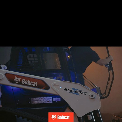 26K views · 337 reactions | The Future Is Electric. https://bit.ly/3Hunk24 Bobcat and its CES Innovation Award winner, T7X all-electric compact track loader, are coming to CES. See us in booth 5318. | Bobcat Company | Facebook