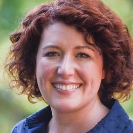 Jane Harper | Keynote Speaker | AAE Speakers Bureau