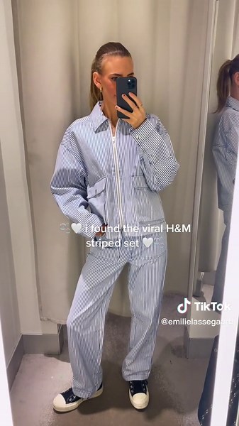 the perfect set 🤍 #hm #viral #stockholmstyle #hmset #set #stockholm #fyp #tryon #striped #fashion #fashiontiktok #stil #stockholmsstil