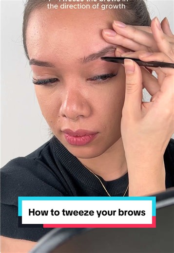 How to tweeze your brows 👀 ✔️ Cleanse ✔️ Brush ✔️ Tweeze Simple steps = better brows ✨ Save this for your next brow tidy #LashPerfect #BrowTips #BrowCare #BrowRoutine