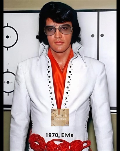 Elvis' Iconic 1970 Forum Concert: The Fans' Obsession #ElvisPresley #KingofRock#fblifestyle #Amazing #viralreelschallenge | Roots & Realities