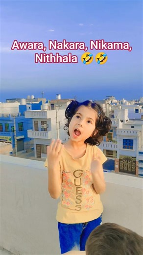 Bhai ko itna pyaar 🤣🤣🤣 Bechara bhai to gaya kam se 🤣🤣🤣#viral #funny 🤣🤣🤣 How to call your brother🤣🤣