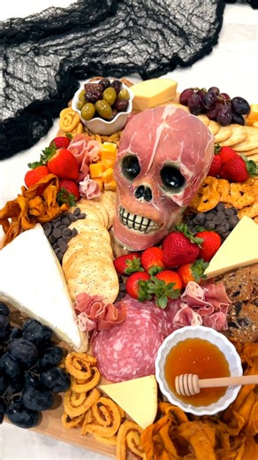 Ladies and gentlemen... my prosciutto skull charcuterie board - best $1.25 I ever spent @dollartree #skullcharcuterie #proscuittoskull #halloweenfood #halloweencharcuterie | The Lindsay Ann