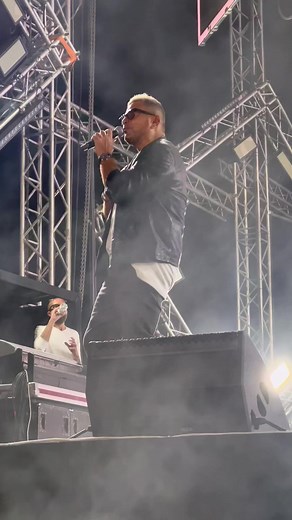 Amr diab live performance from AUC concert #amrdiab #amrdiabworld #amrdiab_legend #amrdiabbass