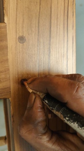 Best wood graining tips ♥️♥️ #teakgraining #woodgraining #woodencolour #paintingtips #WoodgrainMagic #woodpolishing #tembok #ganda #painrelief #painting | WOOD GRAIN