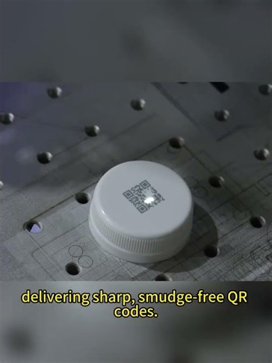 食品饮料瓶盖双面激光打码Double Sided Laser Marking for Food & Beverage Bottle Caps
