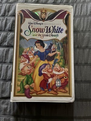 Walt Disney Home Video Snow White and the Seven Dwarfs VHS Snow White Dopey G | eBay