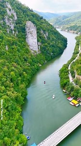 188K views · 9.9K reactions | Priveliște uimitoare de sus asupra chipului lui Decebal – cea mai mare sculptură în piatră din Europa, o adevărată mărturie a istoriei și mândriei noastre naționale. ” | Natural Planet.Ro | Facebook