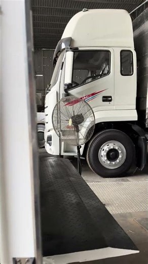 🚛 N250SL THÙNG KÍN COMPOSITE – BỬNG NÂNG TỰ ĐỘNG