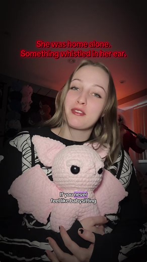 What would you have done in this situation?! I think she did the right thing. Billie the Bat crochet pattern available on my Etsy ➡️ Long form content on my youtube channel ➡️ Story submissions: lydslunacysubmissions@gmail.com📧 Thanks for watching/listening to this mini episode of Creepy Crochet & Creepypasta 🧶🖤 follow for more scary stories 📖 OP on Reddit: happy_go_lucky11 #creepycrochet #creepypasta #redditstories #scarystories #mimic