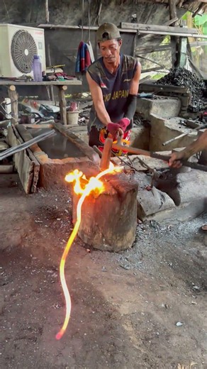 salah satu jenis bahan baku pengrajin pandai besi didesaku #new #nature