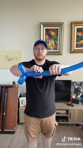 Amazing Shark Balloon Animal Tutorial