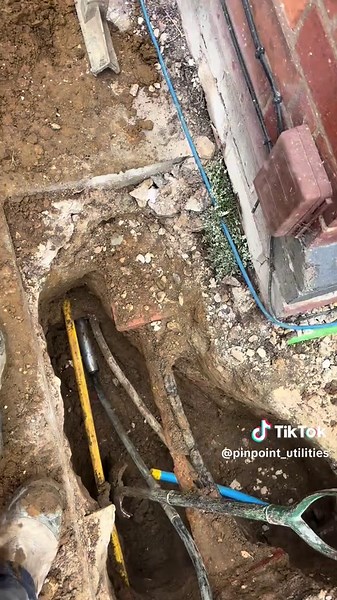 Lead replacement complete 📌🎯#moling #watersupply #waterleak #leadreplacment #newwatermain #waterleakdetection #electricgate #soakaway