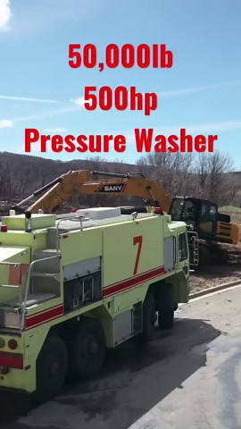Giant Excavator Got a Power Wash Unlike Anything Ever Seen