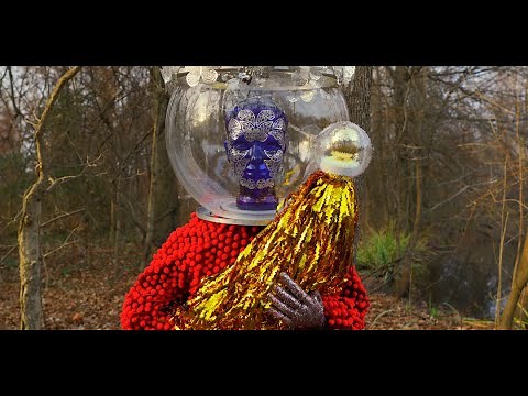 Purity Ring - sinew (Official Video)