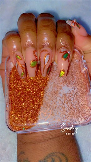 Autumn Nails! #fall #nails#nailart #diy#subscribe#reels#shorts #halloween#cute #fallcolors#tutorial