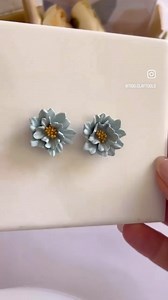 4.3K views · 3.5K reactions | It’s flowers time  To make these earrings I used - peach flower cutter code 228 (15mm + 20mm size) - gold floral stamens code M33 - crystal drops M27 You can find everything in the online shop, link in bio 﫶 | TiDo clay tools | Facebook