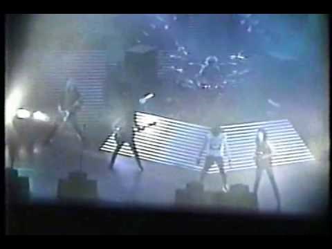 RATT - Lay It Down - Live in Osaka, Japan 1991