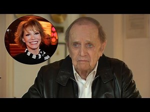 EXCLUSIVE: Bob Newhart Reflects on 'Mary Tyler Moore Show' Legacy