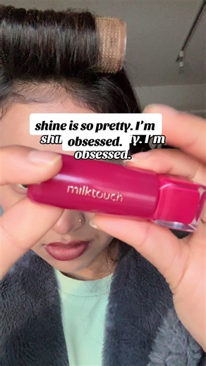 #fyppppppppppppppppppppppp #makeup @milktouchミルクタッチスキンケア|公式 such a pretty glossy lipstick. Definitely one of my favorites.