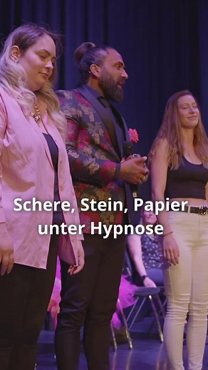 24K views · 63 reactions | Schere, Stein, Papier unter Hypnose Erlebe faszinierende Hypnose live Sichere dir dein Ticket 3.12.23 München, 9.12.23 Heilbronn, 14.12.23 Frankfurt, 15.12.23 Köln. Sicher dir jetzt deine Tickets und lass uns einen unvergesslichen Abend erleben.Tickets link in der Bio oder www.mryasin.com | Mr Yasin | Facebook