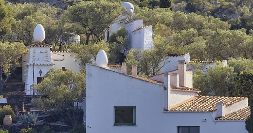Découvrez la maison complètement surréaliste de Salvador Dalí à Cadaquès