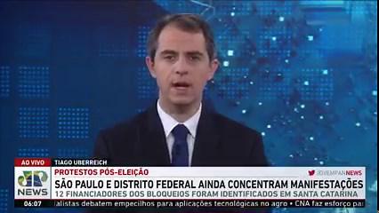 9.9K views · 460 reactions | #JornaldaManhã | São Paulo e Distrito Federal ainda concentram manifestações; 12 financiadores dos bloqueios foram identificados em Santa Catarina  Confira na JP News | Jovem Pan News | Facebook