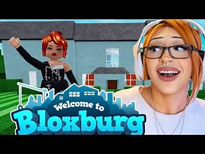 PLAYING BLOXBURG FOR THE FIRST TIME