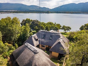 R 3 760 000 | 5 Bed House in Lakeland | Private Property