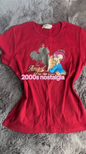 Y2K Nostalgia: Iconic Fashion and Outfits from the 2000s
